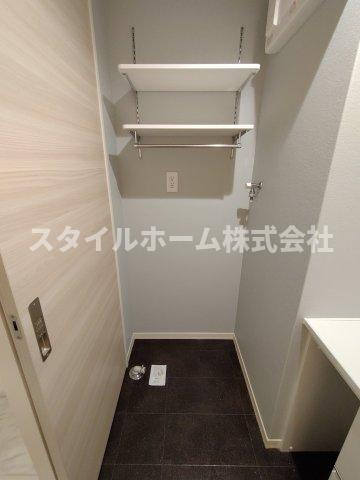 ミュール鴻の収納|同建物内別部屋の写真です。