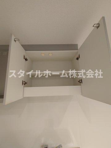 ミュール鴻の収納|同建物内別部屋の写真です。