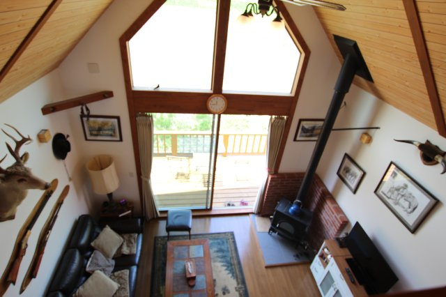 深空　中古住宅