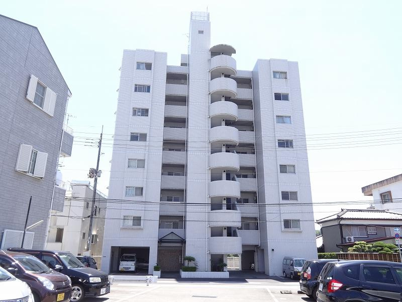 コーポリバーサイドの外観|外観は落ち着いています