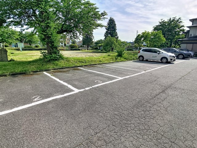 パークハイツの駐車場