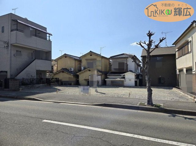 加古川市平岡町一色　土地の前面道路含む現地写真