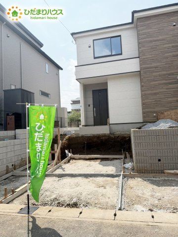 流山市立東深井22期　新築戸建　1号棟の駐車場|2台分可能な駐車スペース(^^)/車種により異なる場合がございます。