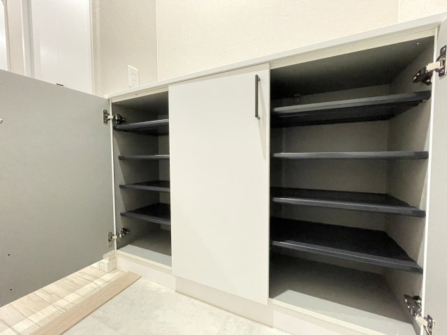 コスモ二条の収納|シューズBOX