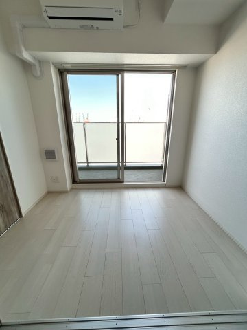 LIVIAZ KOBE LaMerの寝室