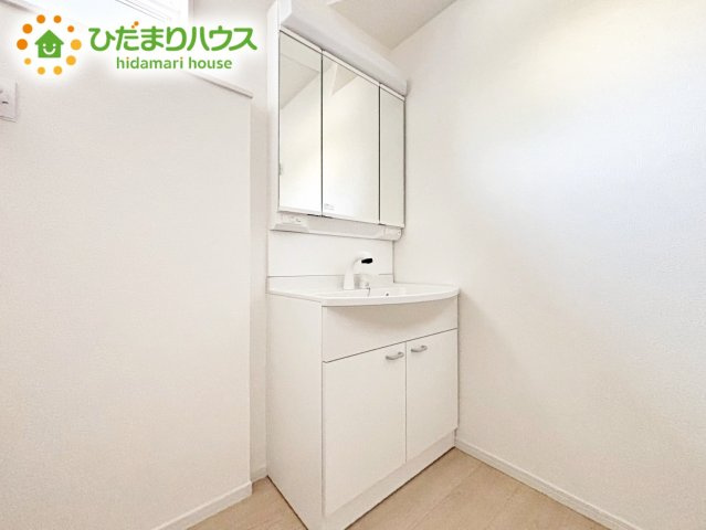 【独立洗面台】 | 東海村亀下第1　新築戸建　1号棟 | 暮らしを快適に変えるシャワー付洗面台☆彡