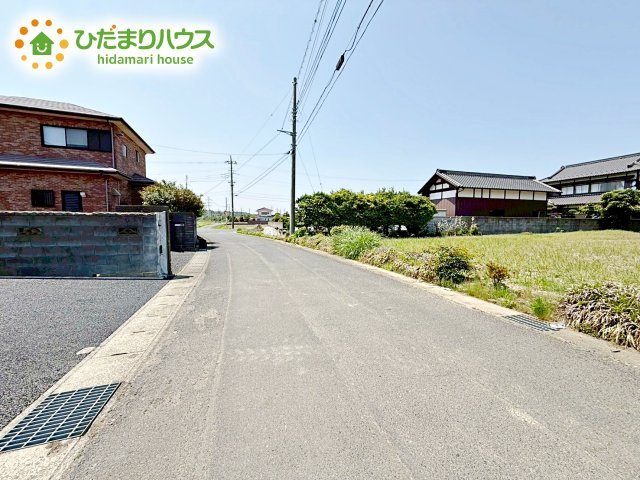 【前面道路含む現地写真】 | 東海村亀下第1　新築戸建　1号棟 | 落ち着いた住環境が魅力的です☆