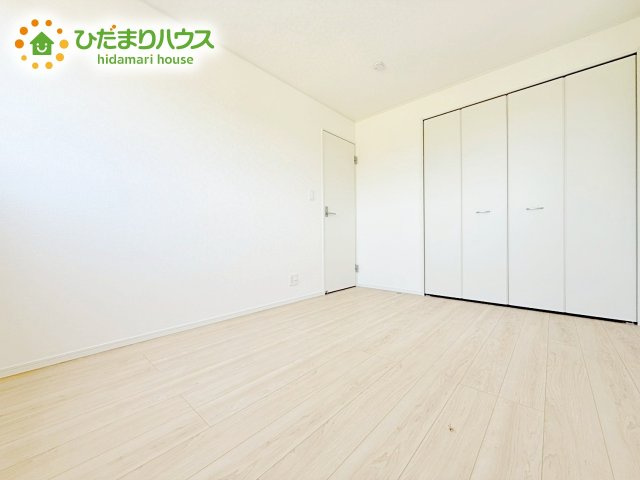 【洋室】 | 東海村亀下第1　新築戸建　1号棟 | 机にベッドを置けば子供部屋の完成です！