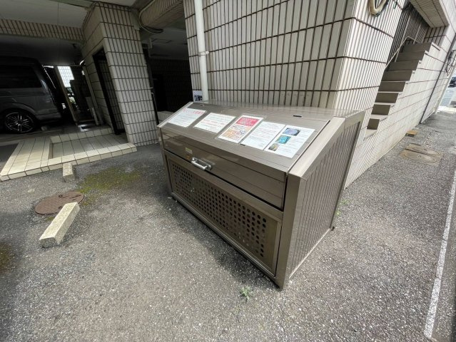 第３植草ビルのその他共用部分|敷地内ゴミ置き場
