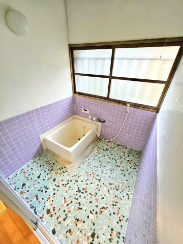 歴木ツカサ戸建の浴室