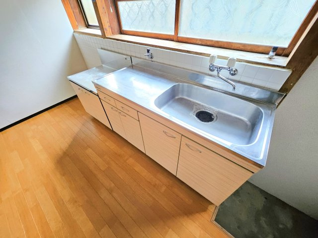 歴木ツカサ戸建のキッチン