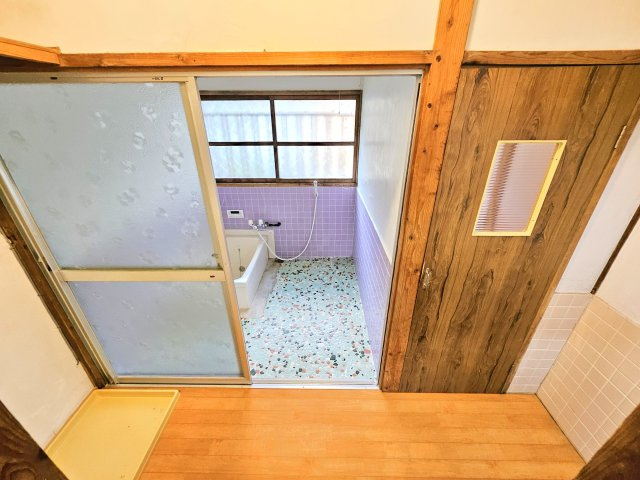 歴木ツカサ戸建の洗面所