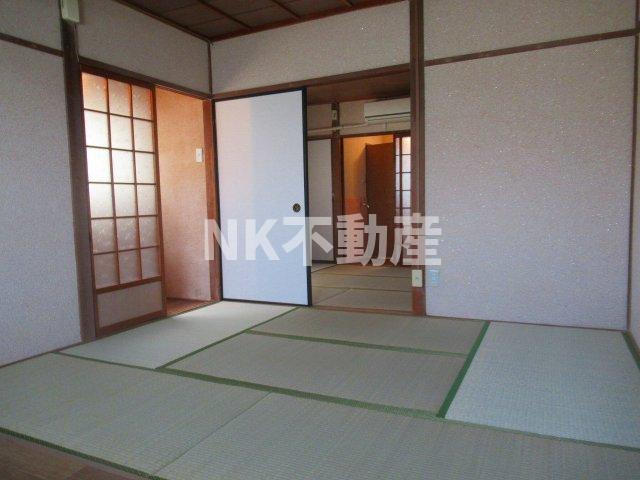 【寝室】 | 八軒家（石切賃貸） | ゆとりの広さです