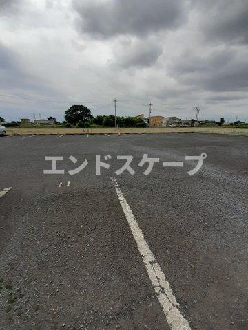 エーデルハイムの駐車場|高崎、前橋のお部屋探しはエンドスケープまで！お客様の理想お聞かせ下さい♪