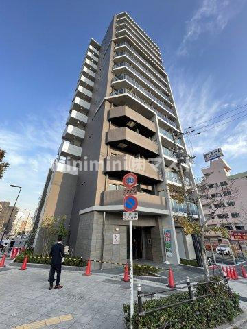 エグゼ難波WESTリバーの外観