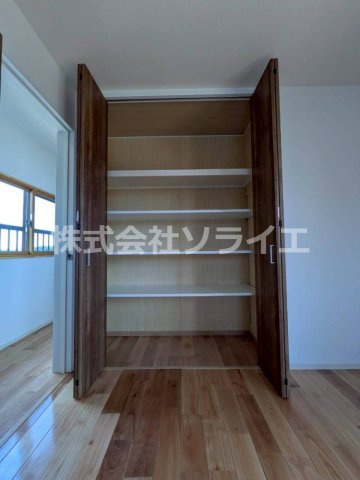 狭山市堀兼　中古ガレージハウスの収納