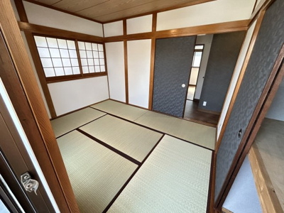 【和室】 | 樋ノ口町２丁目中古テラスハウス | フローリングだけでなく、和室もあります