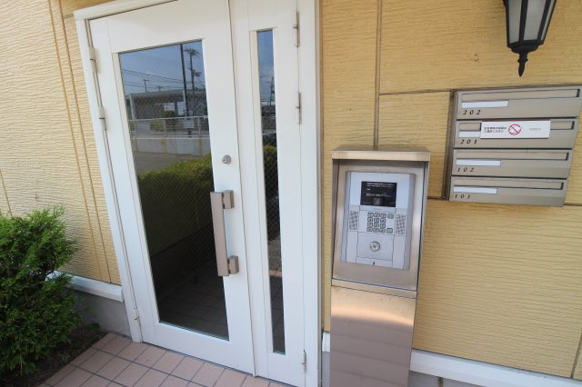 ECO SOLEIL のエントランス