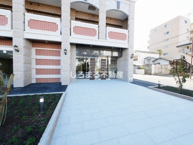 Luxe海老江IIのエントランス