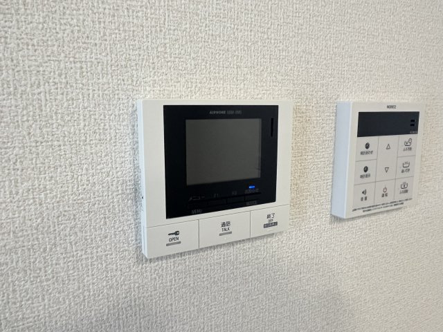【セキュリティ】 | Ｃｏｃｏｏｎｉａ | モニター付きインターホンです