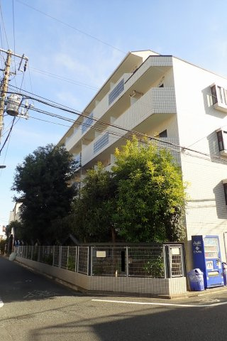 日神パレステージ本駒込の外観