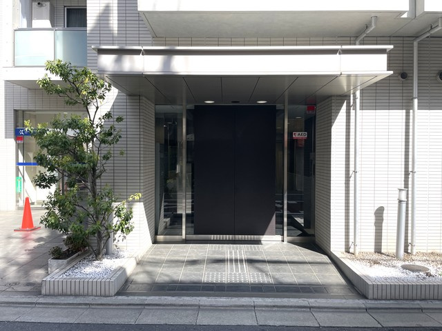 アクトフォルム学芸大学のエントランス