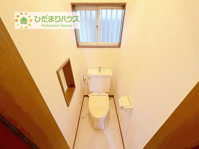【トイレ】 | 取手市戸頭　中古戸建 | 1・2階にトイレあり。階段を降りなくてもいいので、高齢者の方も優しい☆彡