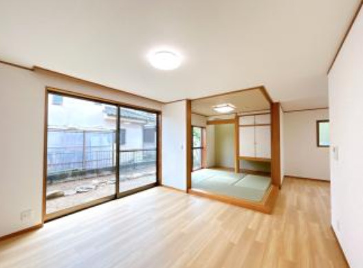 【居間・リビング】 | 坂戸市柳町　中古戸建