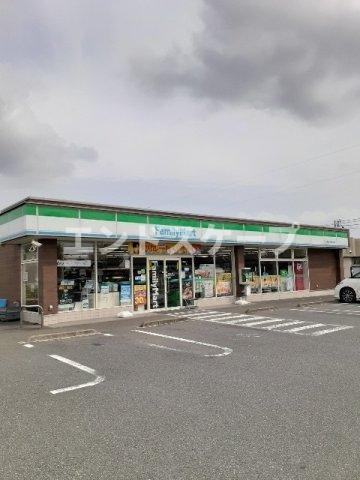 Ｍ．Ｙ　ＳＴＯＲＹの周辺|ファミリーマート伊勢崎高校前まで400m
高崎、前橋のお部屋探しはエンドスケープまで！お客様の理想お聞かせ下さい♪