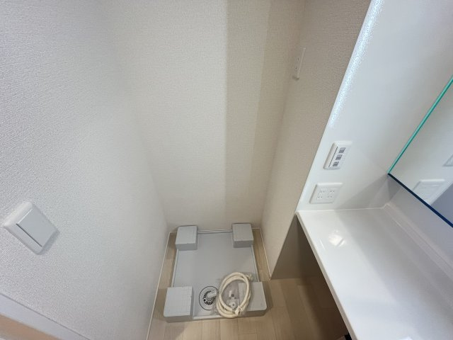 【その他】 | Ｃｏｃｏｏｎｉａ | 洗濯機置場です
