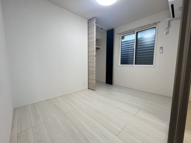 【洋室】 | Ｃｏｃｏｏｎｉａ | コンパクトで使いやすい洋室です