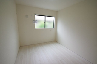 【洋室】 | 【仲介手数料無料！！】町田市能ケ谷7丁目　新築戸建て（全1棟）7580万円 | 洋室5.3帖