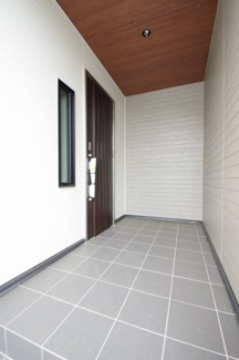 【玄関】 | 【仲介手数料無料！！】町田市能ケ谷7丁目　新築戸建て（全1棟）7580万円