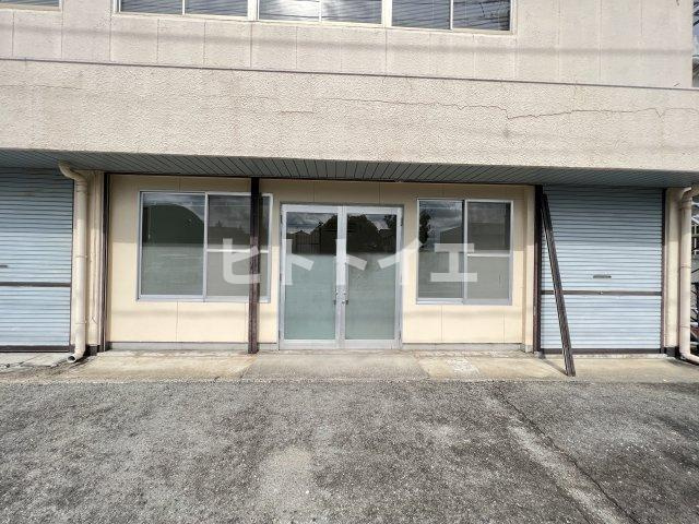大栄ビル　1階のエントランス