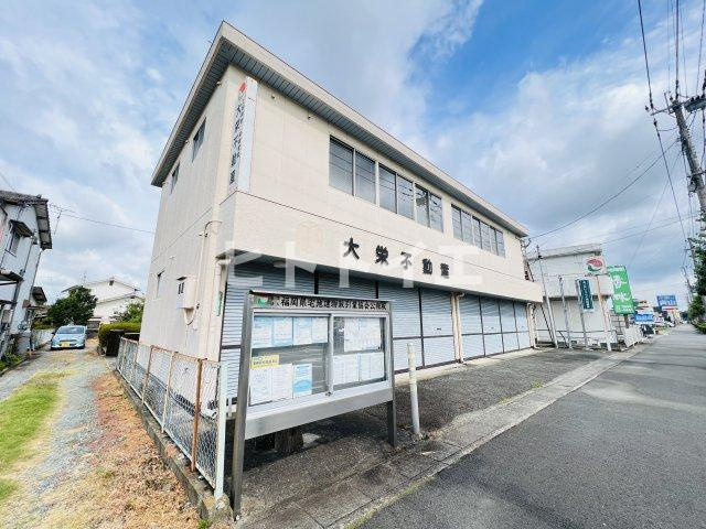 大栄ビル　1階の外観