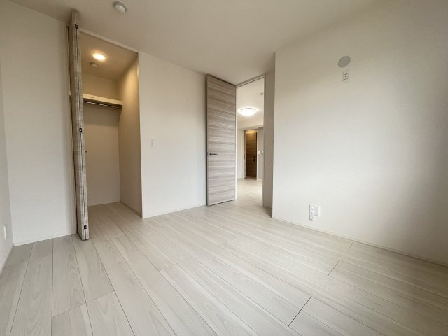 【洋室】 | Ｃｏｃｏｏｎｉａ | 個人の部屋や寝室として使える洋室です