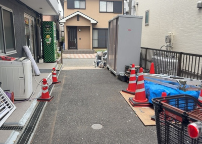【内装】 | 富士見マンション | 共有部分は、住民なら誰もが使える設備のこと。例えば駐車場やエレベーター、インターネット設備、セキュリティ設備などがあります。他にも、マンションの廊下・外部階段やエントランス・ゴミ置き場などがあります。