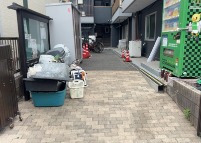 【内装】 | 富士見マンション | 共用部分は、一棟の建物に住む区分所有者全員が共同で所有するとし、共用部分の管理、補修などは、区分所有者で形成される管理組合が行います。個人の判断で勝手に変更することはできませんので覚えておきましょう。