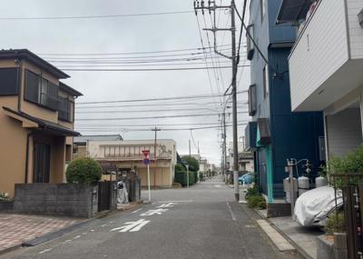 【展望】 | 富士見マンション | 景色重視でお家選ぶをするとスーパーが遠い！学校が遠い！など生活をするうえで利便性で困ることもあります。まず一度現地を見学する際に、周辺の施設などがあるかを確認し、暮らし始めた後のことを想像しましょう。