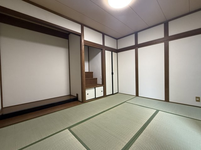 西区宮下２丁目戸建の和室