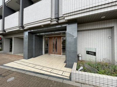 【エントランス】 | アイコート赤塚