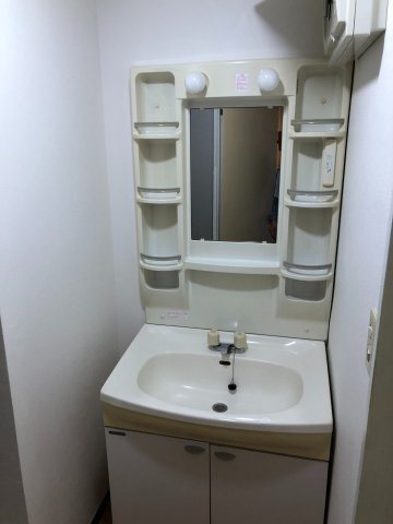 カーサの洗面所|※別号室参考写真です