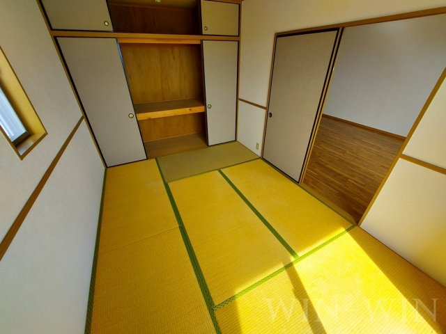 メゾンソレイユの和室