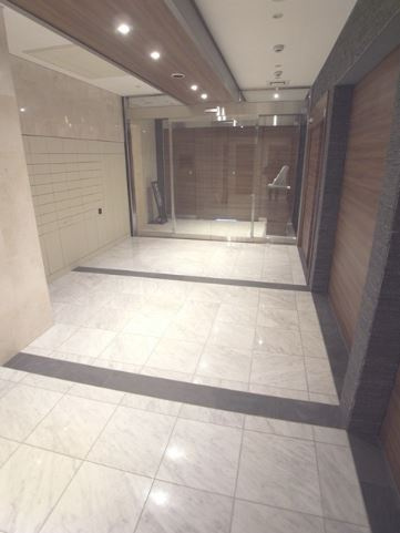 コンシェリア新宿御苑CROSSIAのロビー|コンシェリア新宿御苑