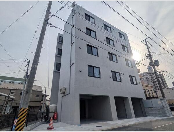 クレシエンテ大和町の外観
