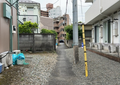【展望】 | ラフィネ西八王子 | 眺望を気にして物件を探す場合、前面に建物が建っていないか現地で確認しましょう！前面に建物があると景色はもちろん、日当たりや風通しにも影響が出てきます。住んだ時のことを想像しながら現地見学をしましょう。