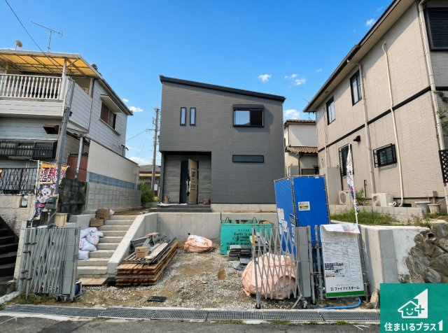 神戸市北区鈴蘭台南町　第3期　新築一戸建ての外観|現在建築中！落ち着いた街並みで新生活を始めることが出来そう！周辺の物件も併せてご紹介させて頂きます！