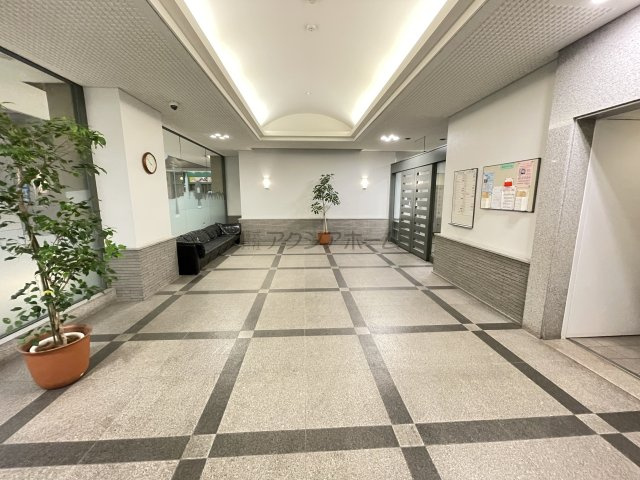 所沢スカイライズタワーのエントランス