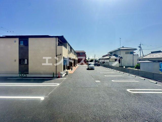 グランテラス　Ｖの駐車場|高崎、前橋のお部屋探しはエンドスケープまで！お客様の理想お聞かせ下さい♪