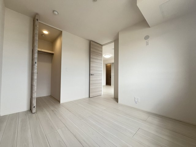 【洋室】 | Ｃｏｃｏｏｎｉａ | 使い勝手のいい洋室です